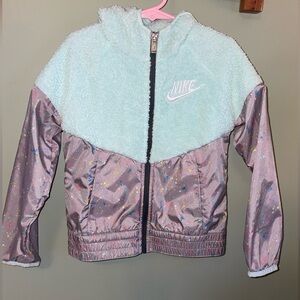 Girls NIKE jacket 5/6T
